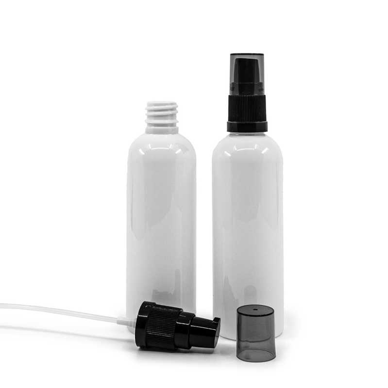 Weiße Kunststoff-Flasche, 18/410, schwarze Lotion-Pumpe mit Smokey-Überkappe, 100 ml