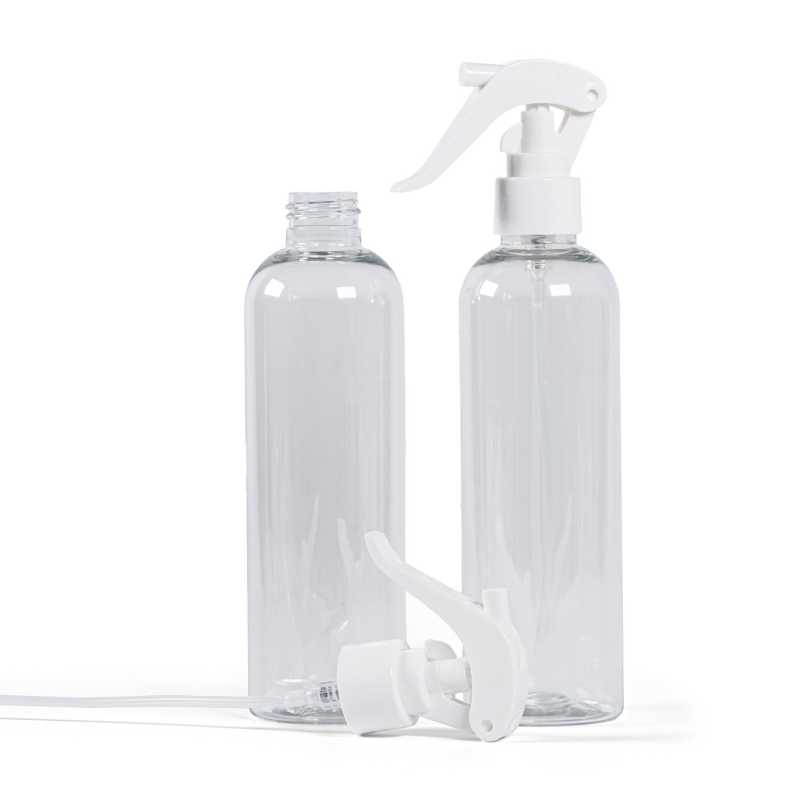Klare Kunststoffflasche, weißes Triggerspray, 250 ml