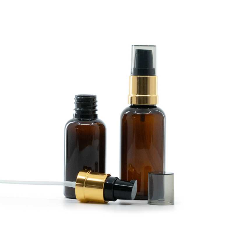 Braunes Kunststofffläschchen, schwarz-goldene glänzende Pumpe mit rauchfarbener Überkappe, 30 ml