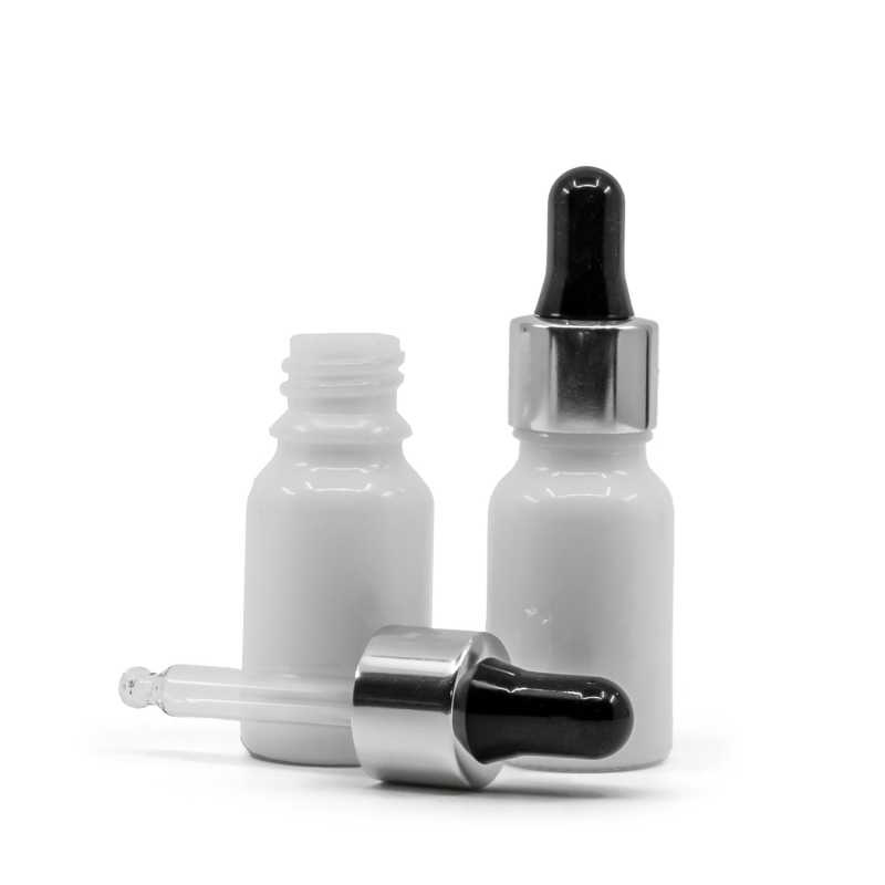 Weißes Glasfläschchen, silber-schwarze Pipette, 10 ml