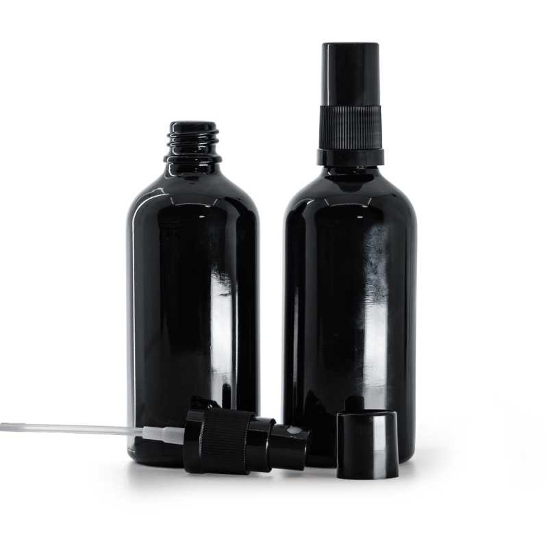 Schwarz glänzende Glasflasche, schwarzer Feinzerstäuber, schwarzer Überkappe, 100 ml