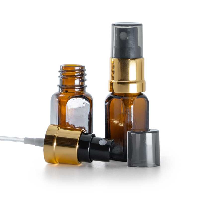 Eckige Glasflasche mit schwarzem-goldenem Zerstäuber und rauchfarbener Kappe, 10 ml