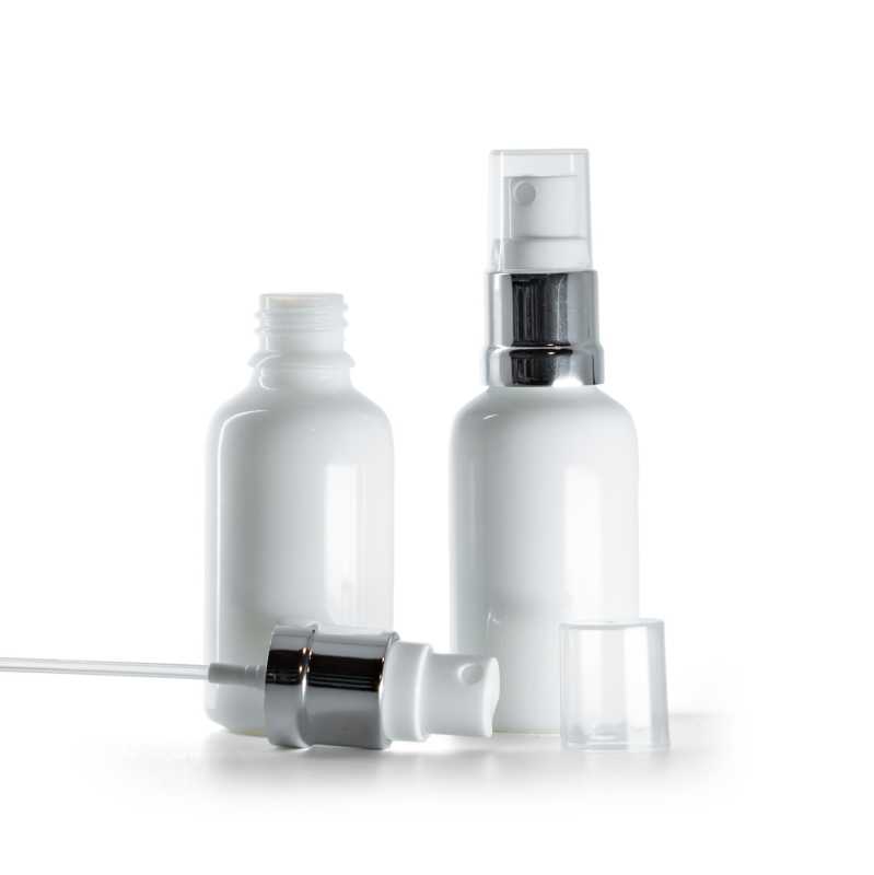 Weiße Glasflasche mit weiß-silbernem Sprühkopf, 30 ml