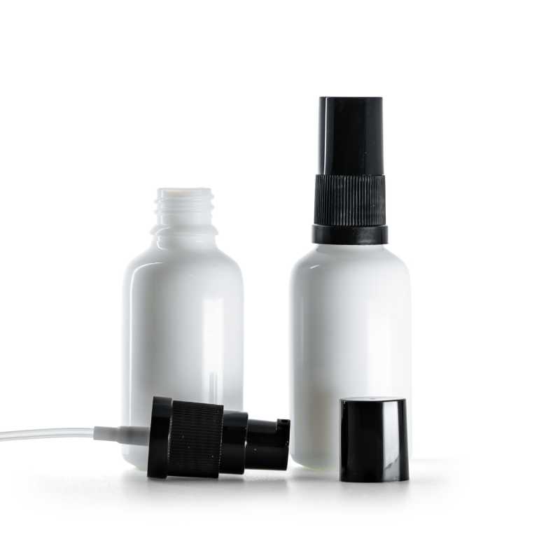 Weiße Glasflasche, Spenderpumpe mit schwarzer Kappe, 30 ml