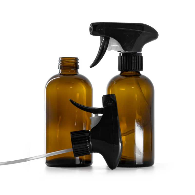 Bernsteinfarbene Boston-Glasflasche, PP28, schwarzer Sprühkopf, 250 ml