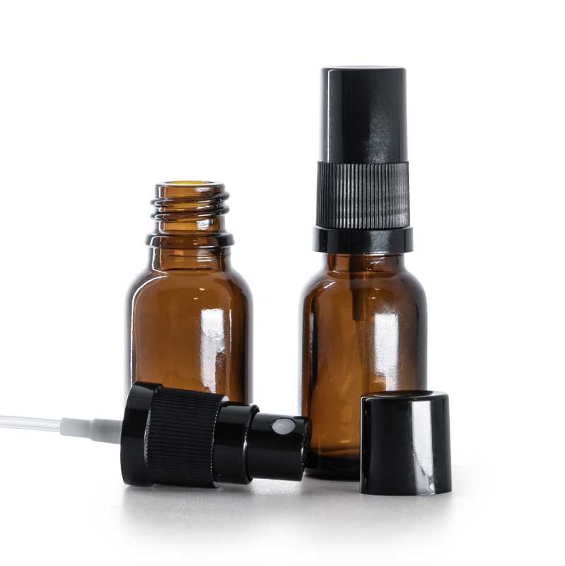 Braunglasflasche, schwarzer Feinnebelzerstäuber, schwarzer Überkappe, 15 ml