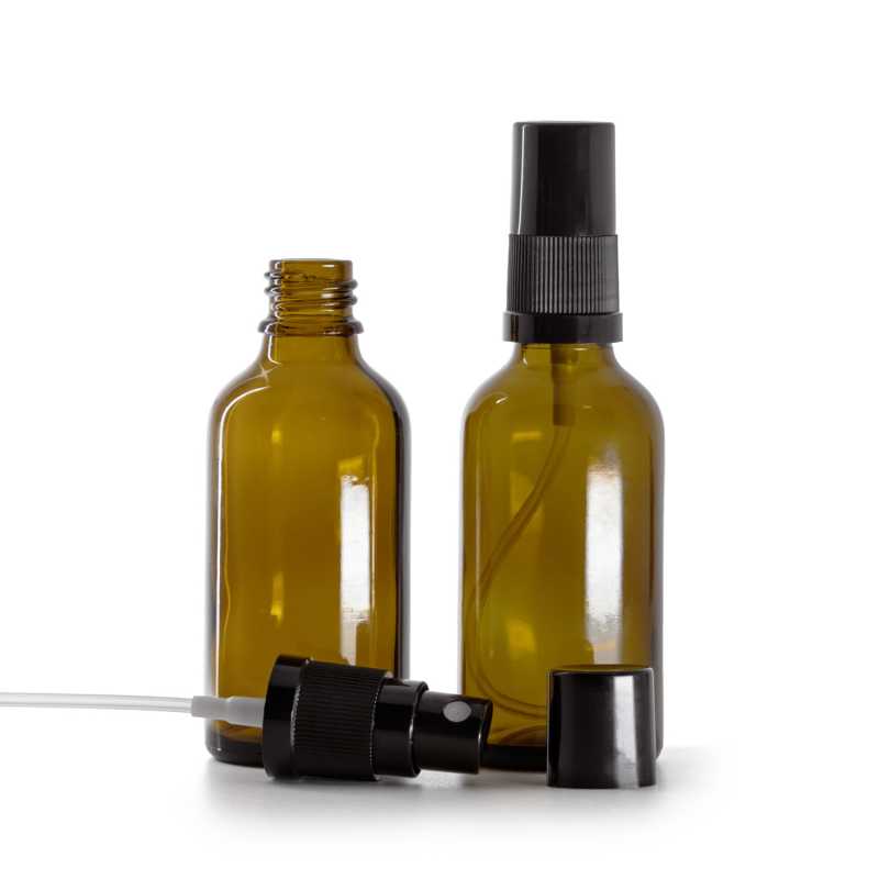 Braunglasflasche, schwarzer Feinnebelzerstäuber, schwarzer Überkappe, 50 ml