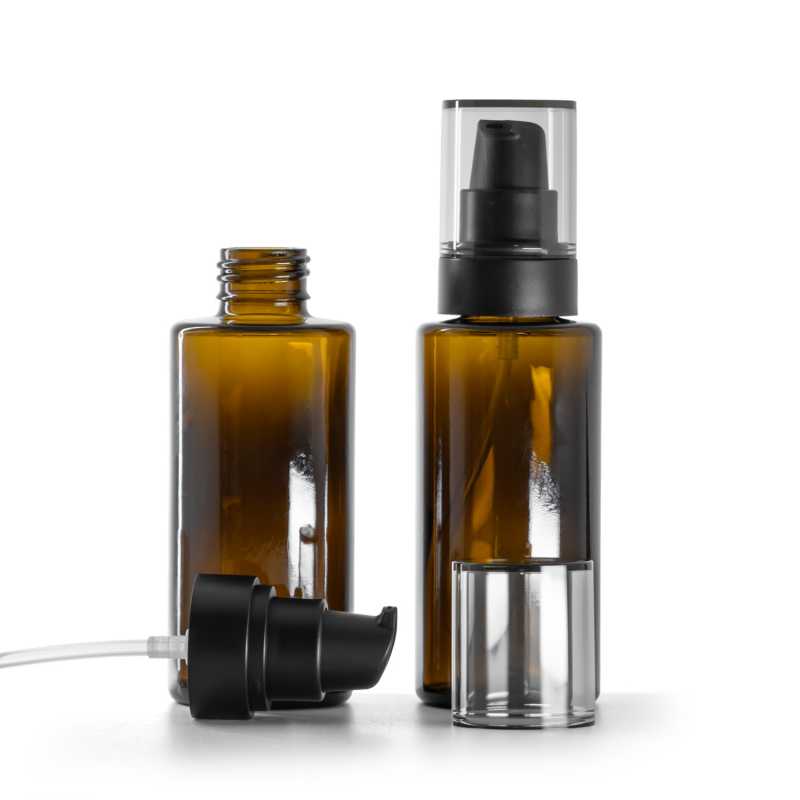 Braunglasflasche, gerader Hals, 24 mm, schwarzer Spender mit rauchgrauer Kappe, 100 ml